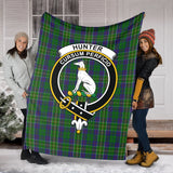 Clan Hunter of Hunterston Crest Tartan Blanket UC381